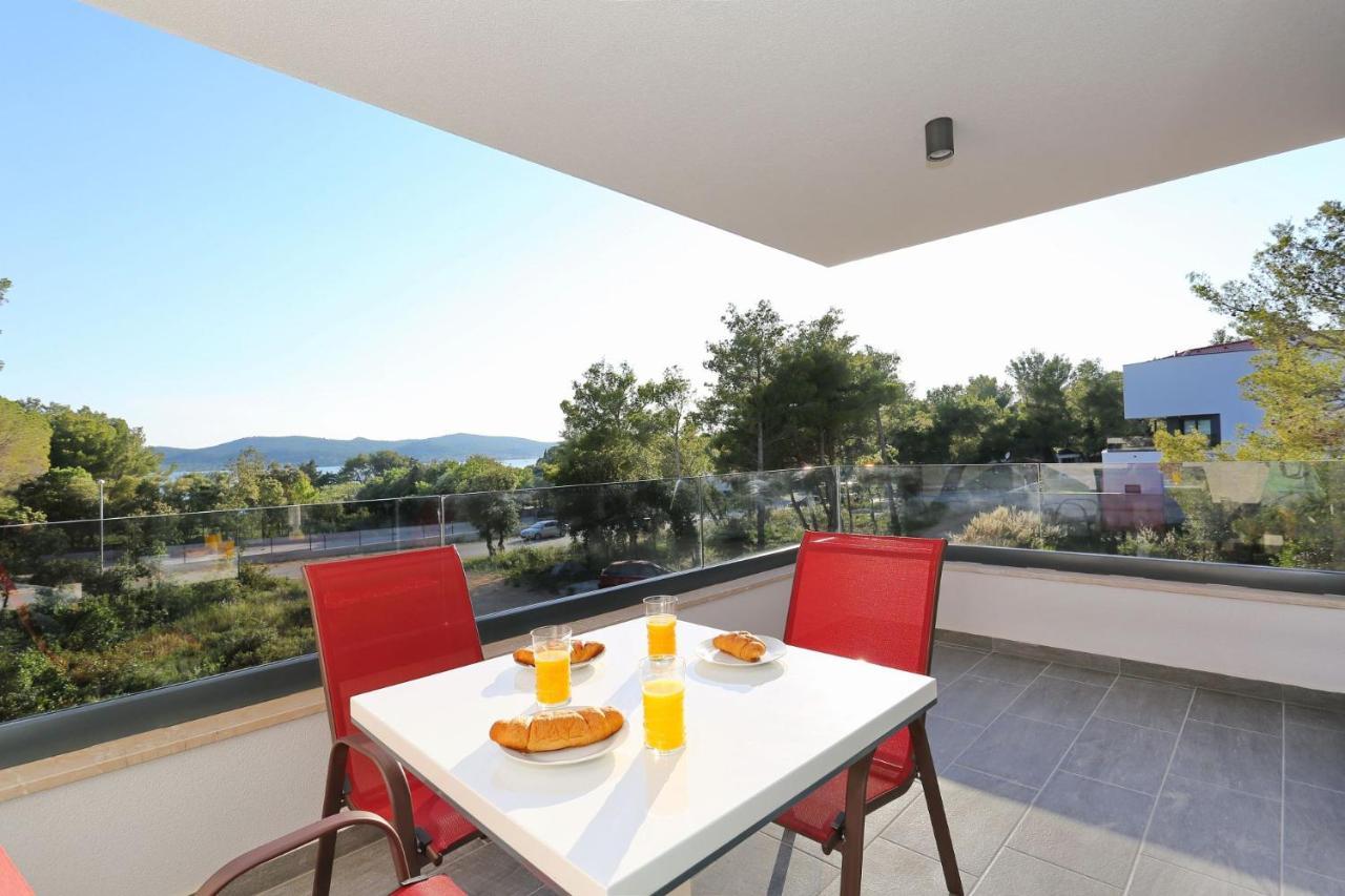 Villa Ankora 1 With Heated Pool Biograd Na Moru Eksteriør billede