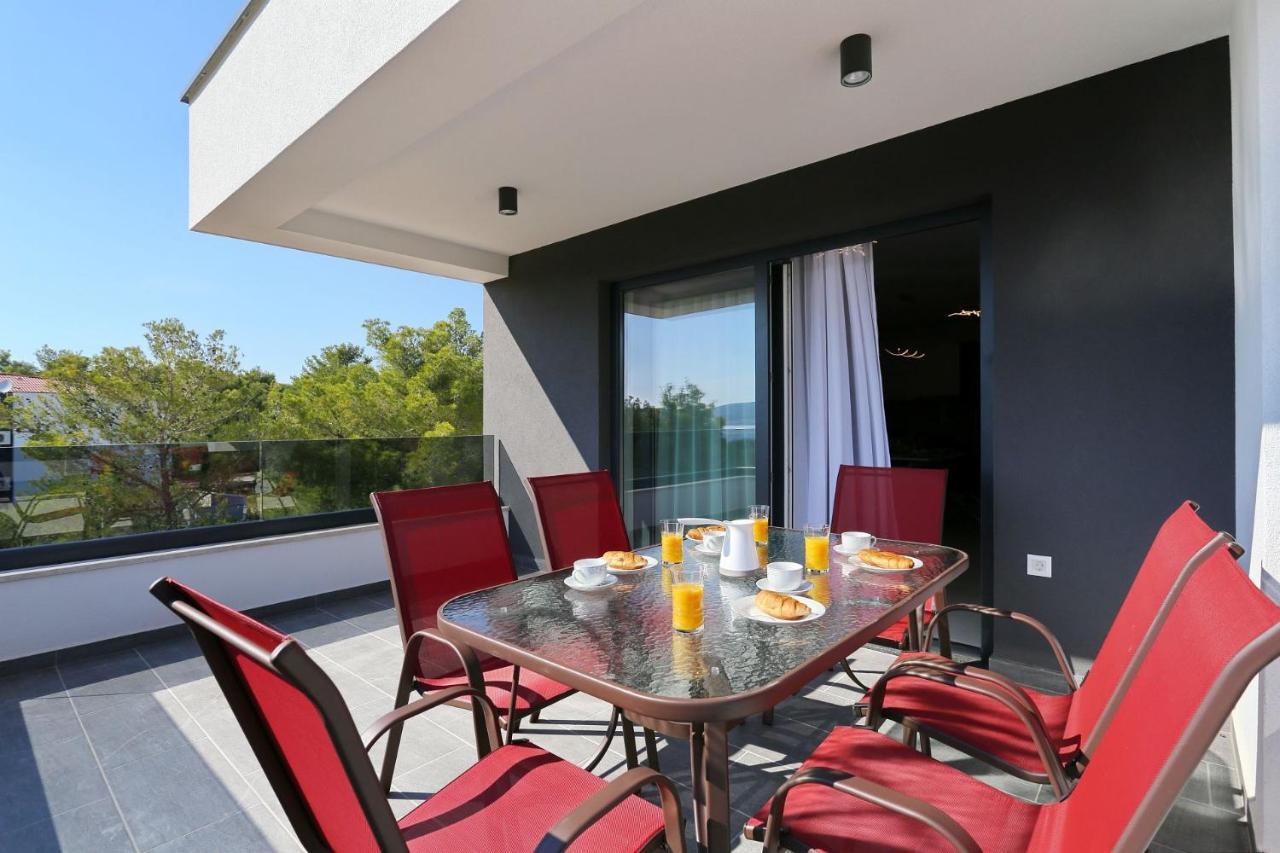 Villa Ankora 1 With Heated Pool Biograd Na Moru Eksteriør billede