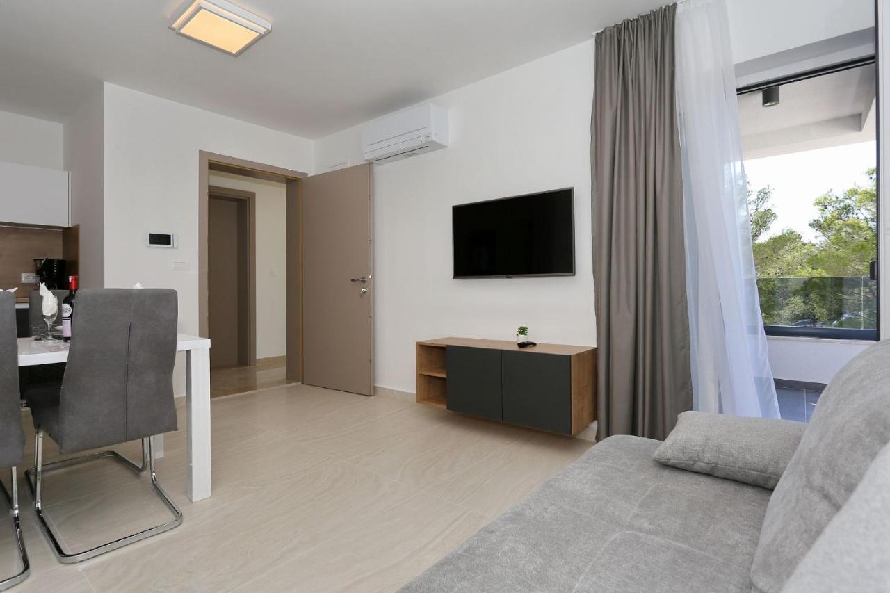 Villa Ankora 1 With Heated Pool Biograd Na Moru Eksteriør billede