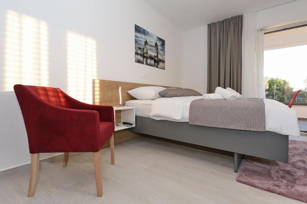 Villa Ankora 1 With Heated Pool Biograd Na Moru Eksteriør billede