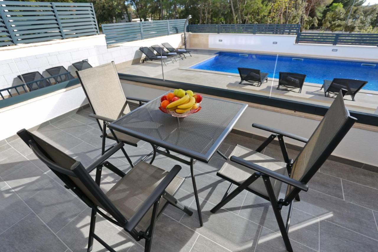 Villa Ankora 1 With Heated Pool Biograd Na Moru Eksteriør billede